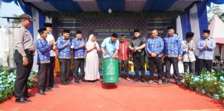 Syah Afandin Buka Gebyar Iramuda 3 Festival Anak Saleh di Gebang