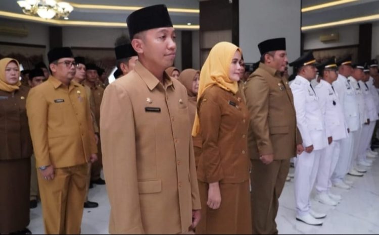 Sekdakab Lantik dan Ambil Sumpah 138 ASN Pemkab Langkat