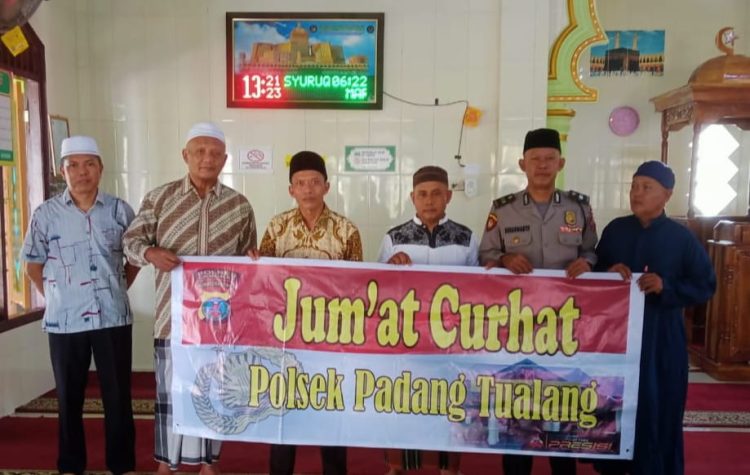 Bangun Hubungan Baik dengan Masyarakat, Polsek Padang Tualang Gelar Jumat Curhat