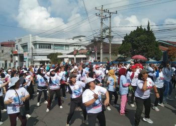 Dukung Prabowo-Gibran, Ratusan Warga di Karo Antusias Ikut Jalan Santai dan Senam “Gemoy” 
