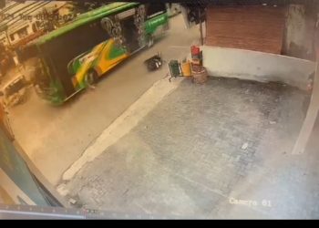 Pengendara Motor Tewas Diduga Dilindas Bus