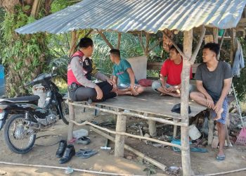 Polres Labusel Edukasi Masyarakat Tentang Keselamatan Berkendara