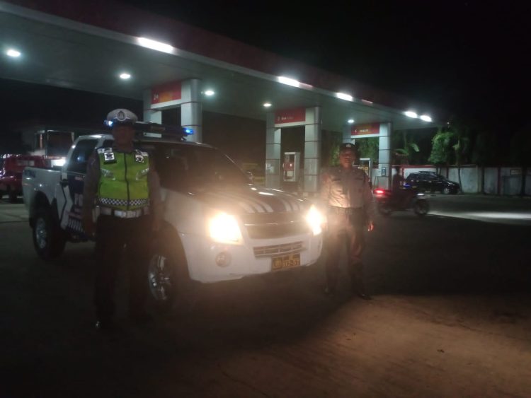 Polres Labusel Patroli Cegah Kejahatan Malam