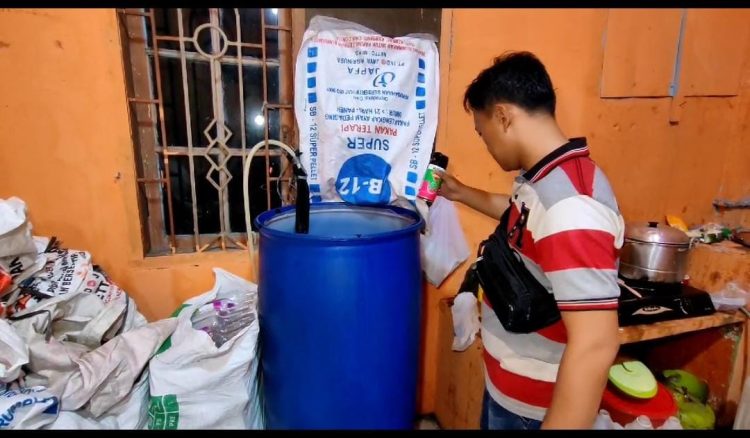 TNI dan Bea Cukai Gerebek Gudang Miras Oplosan di Medan