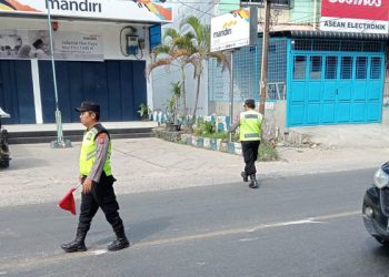 Aman dan Lancar, Polres Labusel Lakukan Pengaturan Arus Balik