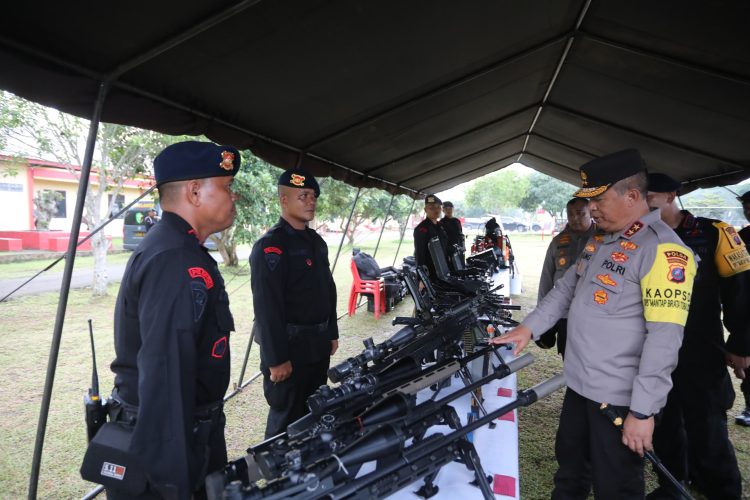 Kapoldasu Sambangi Markas Batalyon C Pelopor Brimobda Sumut