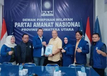 Serius Jadi Cagubsu, Ijeck Ambil Formulir Pendaftaran ke DPW PAN Sumut