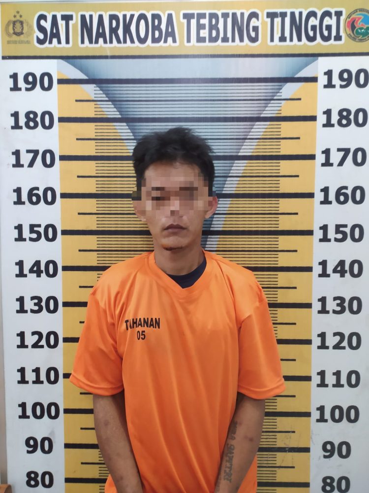 Sat Narkoba Polres Tebing Tinggi Ringkus Kuli Bangunan Pengedar Sabu