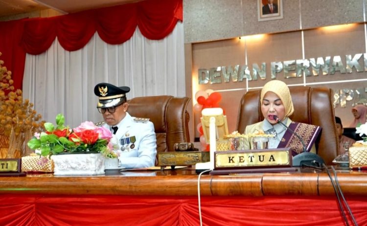 Pj Bupati Langkat Hadiri Paripurna DPRD Dengarkan Pidato Kenegaraan Presiden Joko Widodo