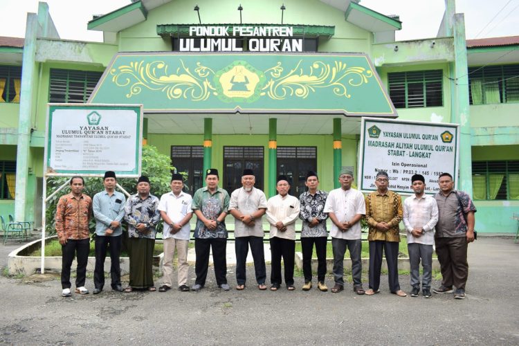Memohon Doa dan Arahan untuk Pilkada Berakhlak  Cabub Langkat Haji Iskandar Sugito Silaturahmi dengan PC Nahdlatul Ulama Langkat