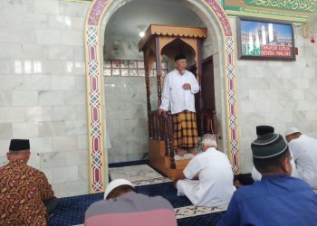 Khutbah Jumat di Masjid Amanah  Calon Bupati Langkat, H. Iskandar Sugito Sampaikan Pesan Spiritual