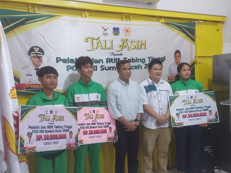 Pemko Tebing Tinggi Salurkan Bonus untuk Atlet Peraih Medali PON XXI