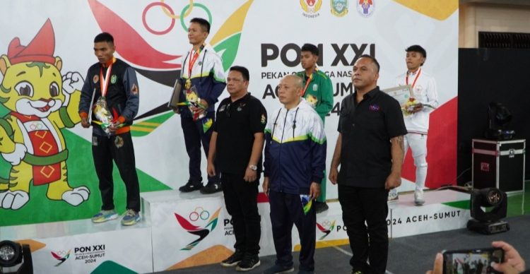 Pj. Bupati Langkat Serahkan Medali Kepada Juara Cabor Sambo PON XXI Aceh-Sumut 2024