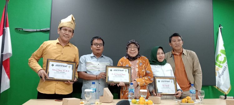 Manifes 98 : Indonesia Butuh Titiek Soeharto Sebagai Ibu Negara