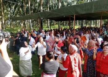 Adli Tama Sembiring Disambut Meriah di Kampung Leluhur, Warga Turangi Nyatakan Dukungan Penuh