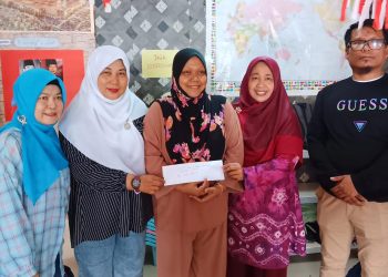 Kunjungi Sanggar Bimbingan Kamus, Gombak Utara Kuala Lumpur, Forhati Sumut Sempatkan Berliterasi