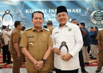 Dinilai Informatif, Kanwil Kemenag Sumut Raih Penghargaan Keterbukaan Informasi Publik 2024