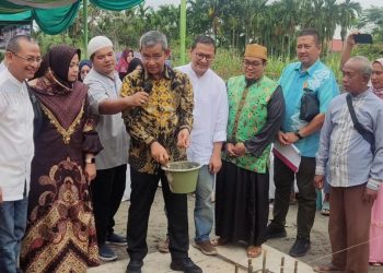 Pj Bupati Deli Serdang Bersama Ketua PSI Sumut Letakkan Batu Pertama Rumah Tahfiz dan Musala Allahu Ahad