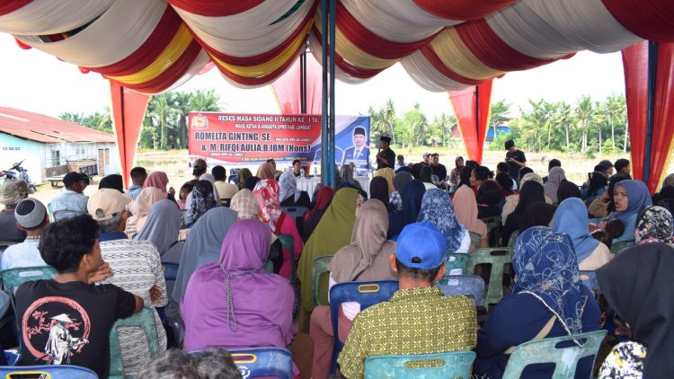 Warga Desa Pelawi Selatan Berharap Penuh pada Romelta Ginting dan Rifki Aulia Perjuangkan Aspirasi