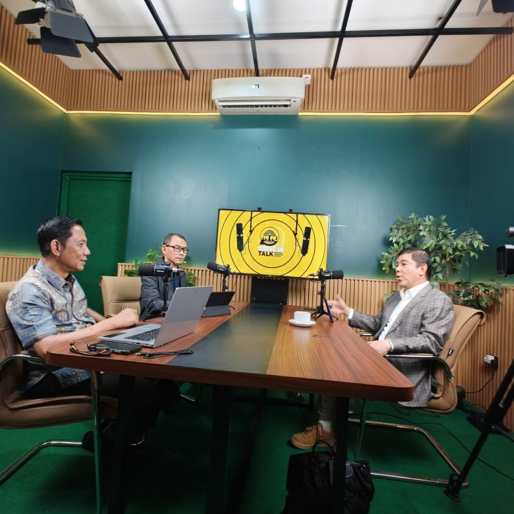 Podcast Bring IN Talk Mengudara, Prof Yuddy Chrisnandi : Balitbang Go Kerja Menangkan Golkar