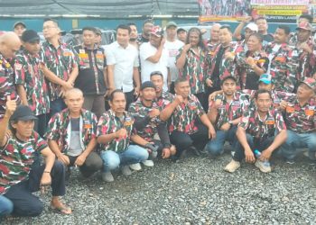 Ratusan Massa Ormas Laskar Merah Putih padati jalan Kota Stabat Hadiri Pelantikan KB -FKPPI 0215 Langkat