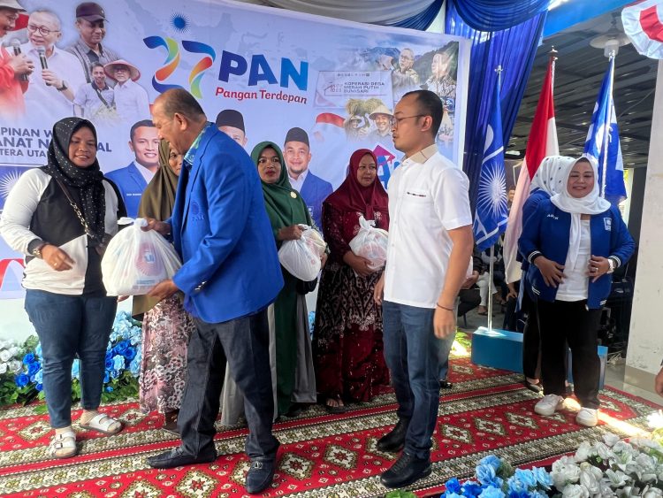 Sambut dan Semarakkan HUT ke-27, DPW PAN Sumut Distribusikan Ribuan Paket Sembako kepada Masyarakat