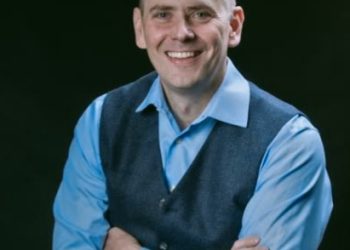 Pendidik Inspiratif, Bo Bennett (466)