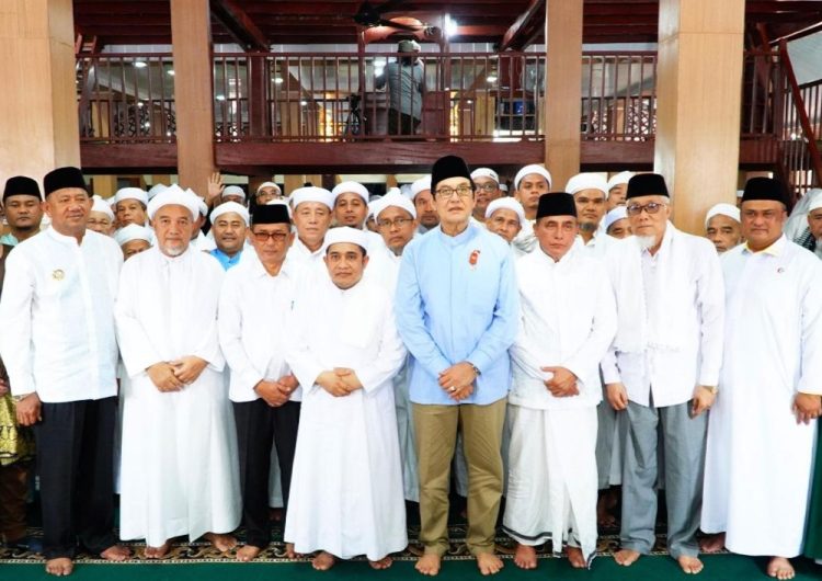 Komisaris Utama RS Bidadari Grup H. Nurdiansyah SE Hadiri Peringatan Haul ke-102 Tuan Guru Syekh Abdul Wahab Rokan