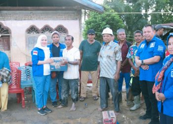 PAN Tapsel Salurkan Bantuan, H Borkat SSos MM : CSR Perusahaan Tambang Harus Prioritaskan Daerah Terdampak Bencana Alam