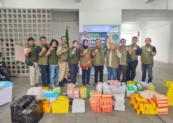 Ketum Baret ICMI Lili Erawati Pimpin Misi Kemanusiaan Distribusikan Bantuan untuk Korban Bencana Sumatera