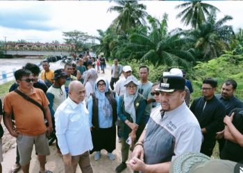 Bupati Batu Bara Bersama Anggota DPRD Sumut Yahdi Khoir Tinjau Bendung Sungai Dalu-Dalu