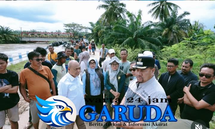 Bupati Batu Bara Bersama Anggota DPRD Sumut Yahdi Khoir Tinjau Bendung Sungai Dalu-Dalu