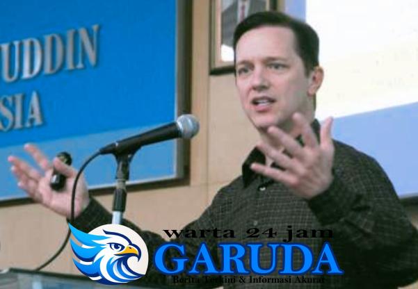 Pendidik Inspiratif, Jeffrey Alan Winters (543)