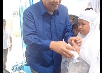 Doa Akhir Tahun, DPW dan Ketua FPAN DPRD Sumut Yahdi Khoir Harahap Santuni Ratusan Anak Yatim